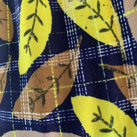 Lularoe Navy Small Joy OS leaf legging set - Picture 4 of 7